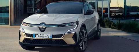 Yeni Megane E-TECH Electric sahnede