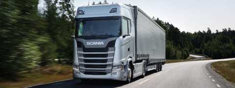 Scania, hız kesmedi